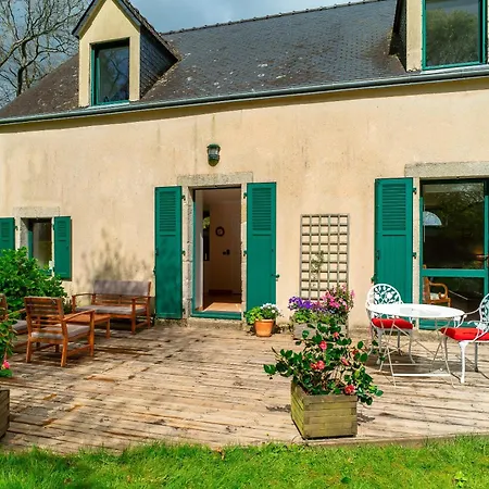 Le Relais - Maison Avec Grand Jardin Bannalec